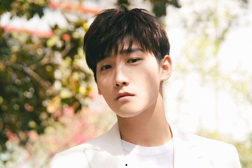 娱乐圈爆料君邢昭林,娱乐圈爆料君的幕后故事 第1张 娱乐圈爆料君邢昭林,娱乐圈爆料君的幕后故事 第1张